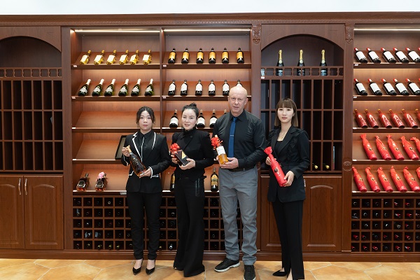 想做紅酒生意怎么選擇加盟的品牌？