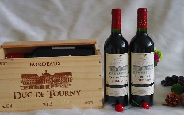 開紅酒店如何提高業績？