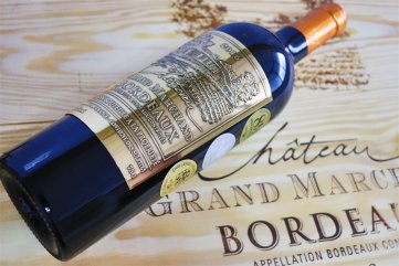 進口紅酒哪里拿貨好