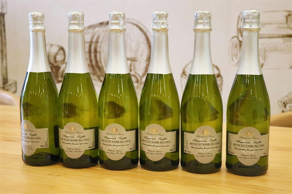 沈陽開紅酒莊賺錢嗎